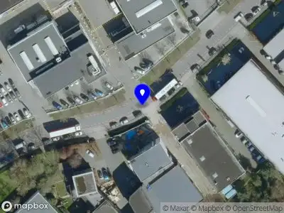 Brandweer met gepaste spoed naar de Steenoven in Eindhoven