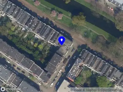 Ambulance met grote spoed naar de Noordsingel in Rotterdam