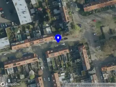 Brandweer met grote spoed naar de Mr. Stormstraat in Tilburg vanwege gebouwbrand