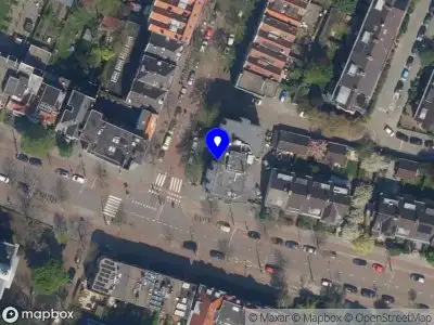 Ambulance met gepaste spoed naar de Kortekade in Rotterdam