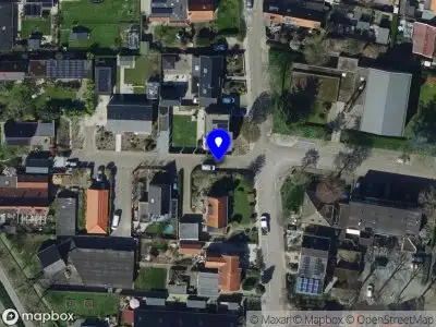 Ambulance met grote spoed naar de Oranjestraat in Heinenoord