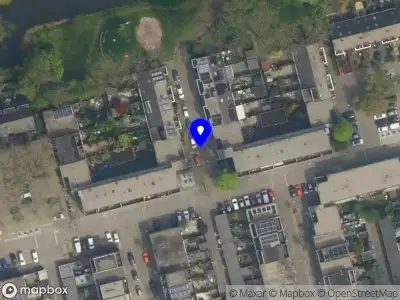Ambulance met gepaste spoed naar de Waterhoenstraat in Delft