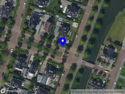 Ambulance met gepaste spoed naar de Hovenlaan in Dordrecht