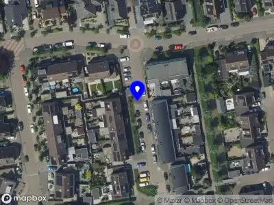 Ambulance met grote spoed naar de Haringband in Hardinxveld-Giessendam