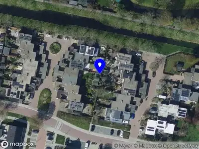 Brandweer met grote spoed naar de Rembrandtstraat in Oud-Beijerland vanwege gebouwbrand