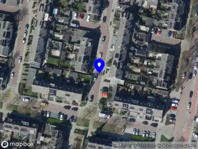 Ambulance met grote spoed naar de J.A. Vermaasstraat in Oud-Beijerland