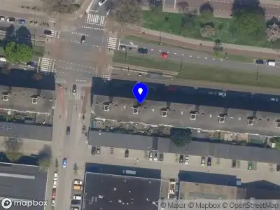 Ambulance met gepaste spoed naar de Rotterdamsedijk in Schiedam