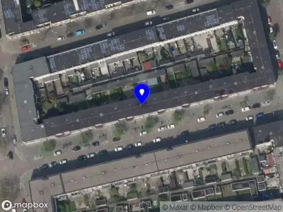 Ambulance met grote spoed naar de Meester Arendstraat in Rotterdam