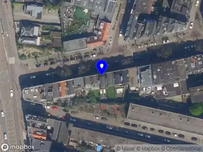 Ambulance met grote spoed naar de Soetendaalseweg in Rotterdam