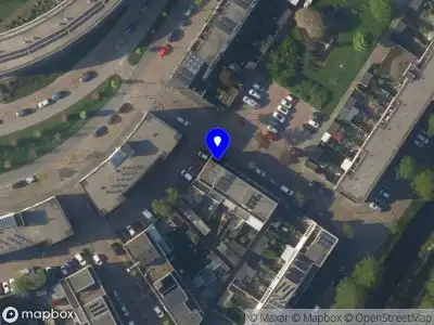Ambulance met gepaste spoed naar de Johanna Naberstraat in Leiden