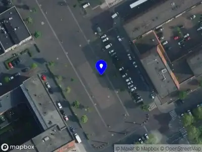 Ambulance met gepaste spoed naar de Annie Romeinplein in Amsterdam