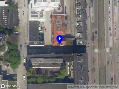 Brandweer met gepaste spoed naar de Ketelaarsstraat in Rotterdam