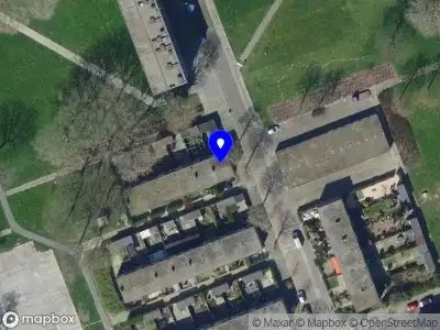 112 melding Ambulance met grote spoed naar de Korianderstraat in Hoogvliet Rotterdam