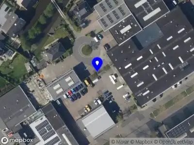 Ambulance met grote spoed naar de Hoefsmid in Nootdorp