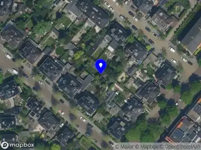 Brandweer met grote spoed naar de Spieghellaan in Driehuis vanwege reanimatie