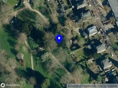 Brandweer met gepaste spoed naar de Stationsplein in Dieren