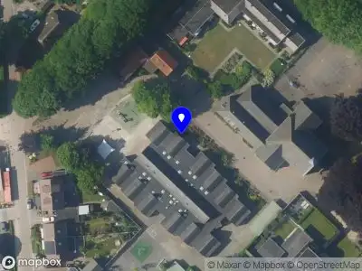 Brandweer met gepaste spoed naar de Varenweg in Hierden vanwege waarnemen gaslucht