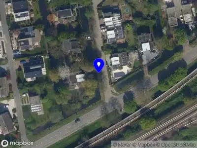 Ambulance met grote spoed naar de Alexander Dubcekstraat in Rotterdam