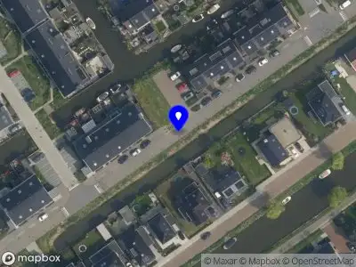 Ambulance met grote spoed naar de Boomgaard in Rijswijk