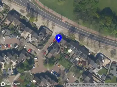 Ambulance met gepaste spoed naar de Korte Kruisweg in Rozenburg