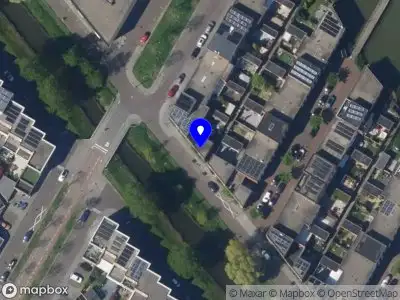 Ambulance met grote spoed naar de Alikruiksingel in 's-Gravenhage