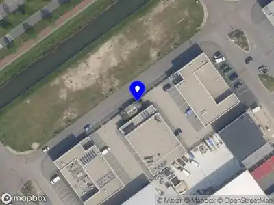 Ambulance met grote spoed naar de Andries Copierhof in Rotterdam