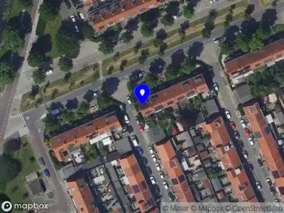 Ambulance met gepaste spoed naar de Schotelstraat in Dordrecht