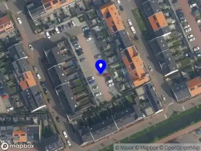 Ambulance met gepaste spoed naar de Brink van Pietje Bell in Pijnacker