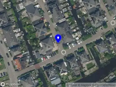 Ambulance met gepaste spoed naar de Claes Compaeneiland in Oostzaan