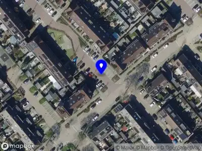 Ambulance met grote spoed naar de Loevestein in Poortugaal