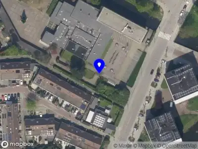 Ambulance met grote spoed naar de Sparregat in Rozenburg