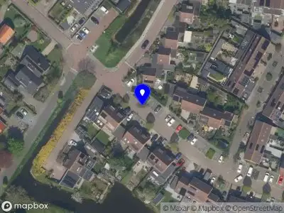 Ambulance met grote spoed naar de Buitenhof in Oostvoorne