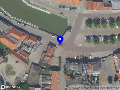 Brandweer met grote spoed naar de Wagenpleintje in Bergen op Zoom vanwege reanimatie
