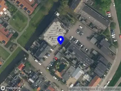 Ambulance met grote spoed naar de Burgemeester Snelplein in Moordrecht