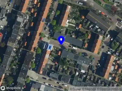 Ambulance met gepaste spoed naar de Madioenstraat in Haarlem