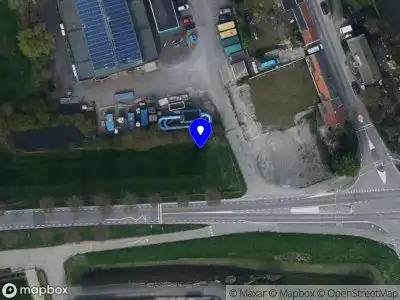 Ambulance met grote spoed naar de Steegjesdijk in Piershil