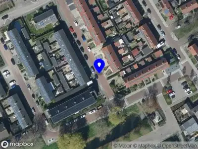 Ambulance met grote spoed naar de W.V. van Wittenhorststraat in Stad aan 't Haringvliet