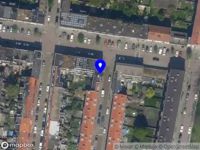 Ambulance met gepaste spoed naar de Von Leibnizstraat in Schiedam
