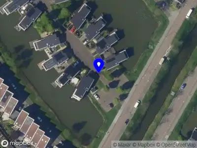 Ambulance met grote spoed naar de Steureiland in 's-Gravenhage