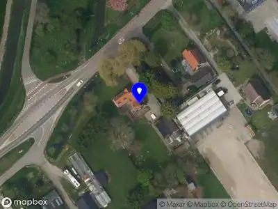 Ambulance met grote spoed naar de Boomweg in Rockanje