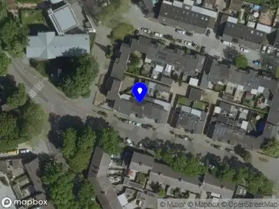 Ambulance met grote spoed naar de Edisonstraat in Maastricht