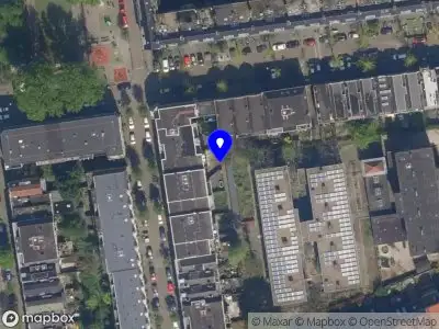 Ambulance met grote spoed naar de Ackersdijkstraat in Rotterdam