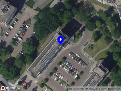 Ambulance met grote spoed naar de Gerbrandyplein in Zwijndrecht