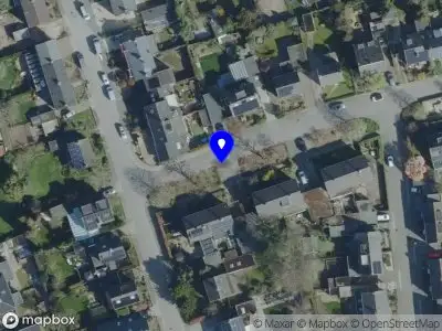 Brandweer met grote spoed naar de Hertogstraat in Molenhoek vanwege gebouwbrand