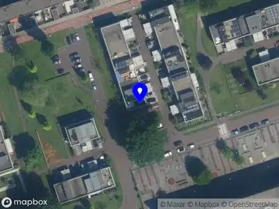 112 melding Brandweer met grote spoed naar de Barbara van Meertenstraat in Amsterdam vanwege een buitenbrand