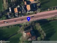 Politie met grote spoed naar de Tsienzerbuorren in Reduzum vanwege ongeval met letsel