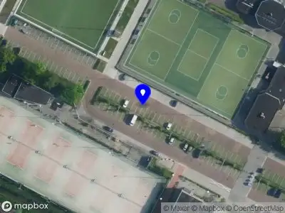 Ambulance met grote spoed naar de Sportlaan in Diemen