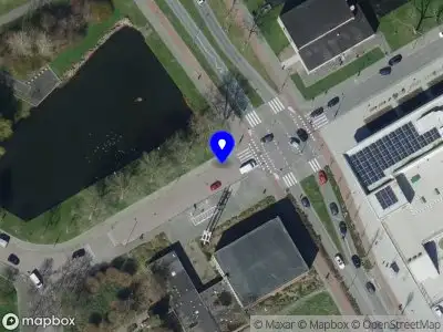 Ambulance met gepaste spoed naar de Pascalweg in Rotterdam