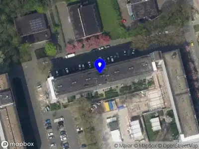 Ambulance met grote spoed naar de Kromme Hagen in Rotterdam