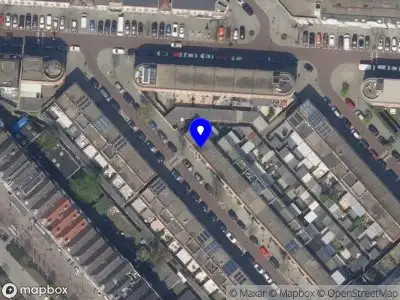 112 melding Ambulance met grote spoed naar de Schalk Burgerstraat in Rotterdam